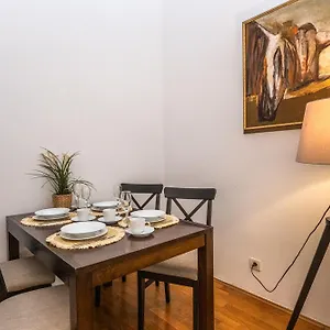 דירה Wishlist Residences - Old Town Square, פראג